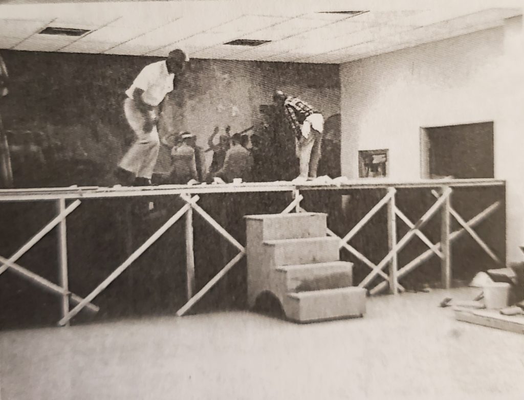 Mayer stayed in Lexington for several months to touch up the mural.