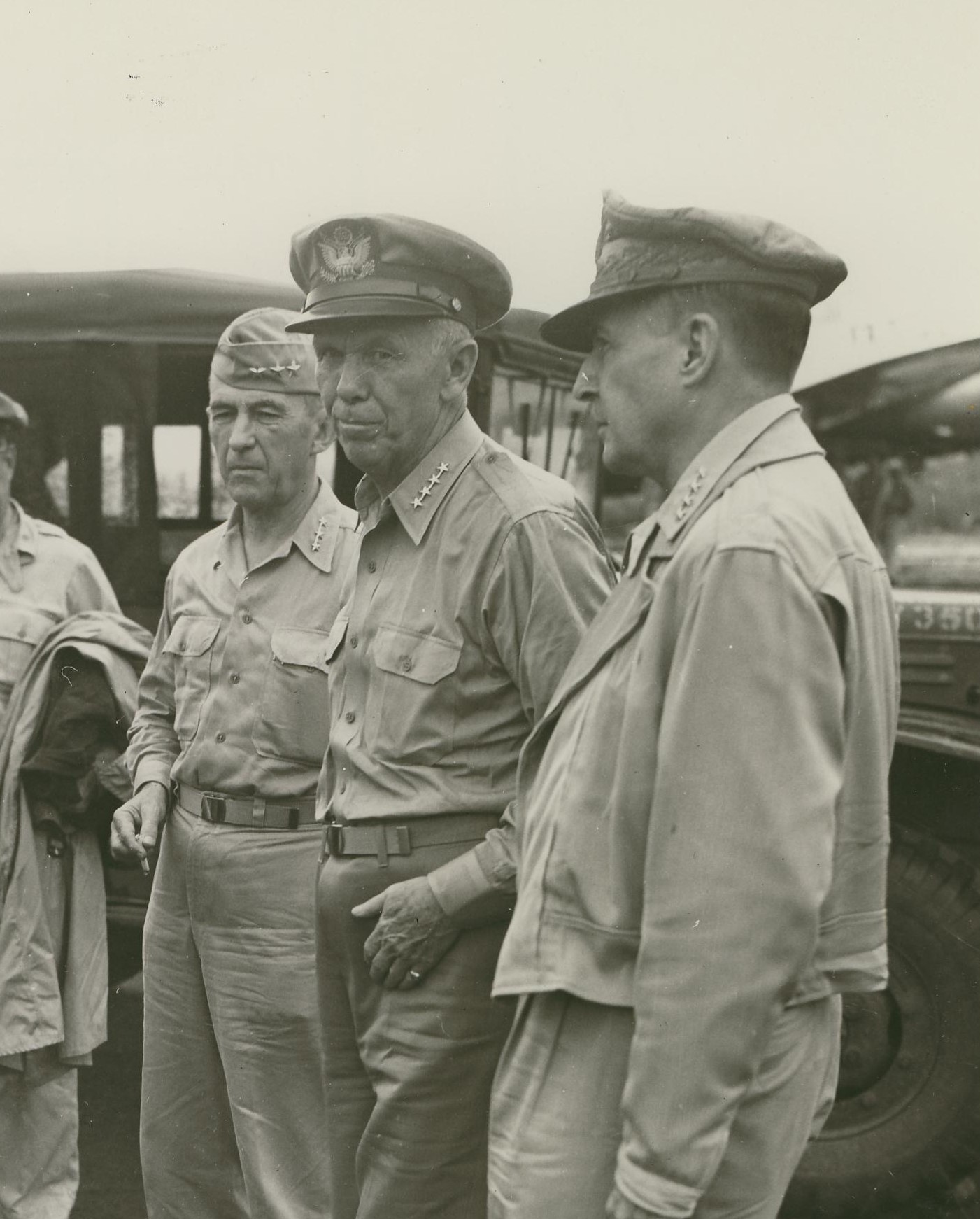 Gen. Marshall and Gen. MacArthur December 1943