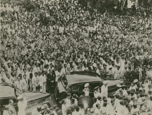 Thousands gathered to see Gen. Marshall